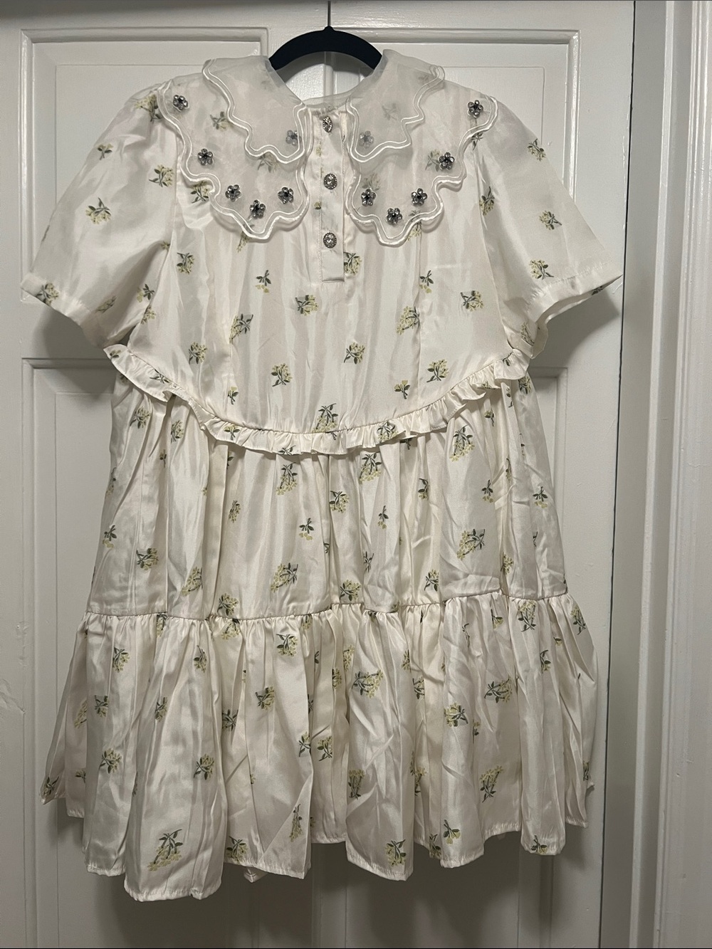 NWT Dream by Sister Jane Cream Floral Tiered Midi Dress with Embroidered Collar